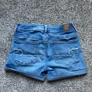 American Eagle MIDI shorts